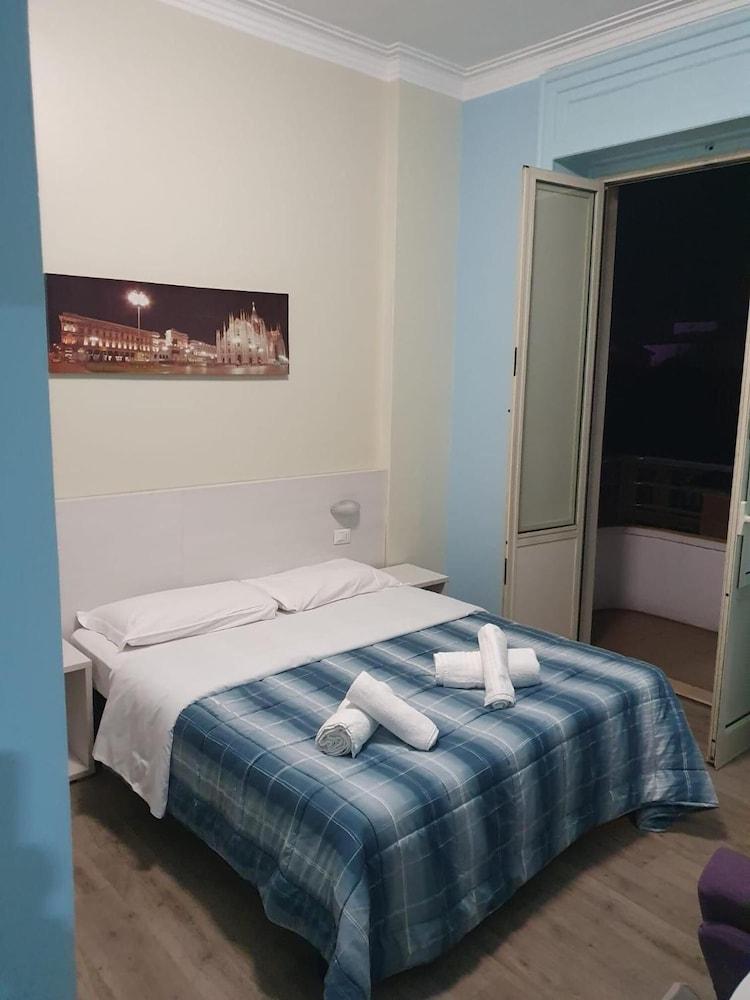 فندق كينيدي ميلان المظهر الخارجي الصورة